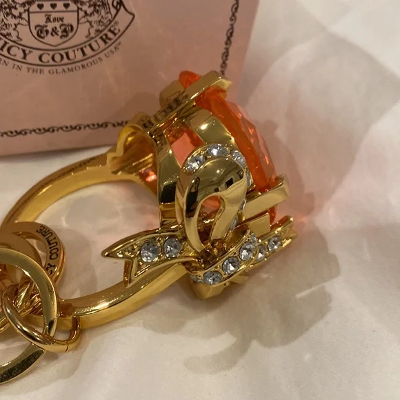 NWT Juicy couture large heart and bow engagement ring keychain - Picture 4 of 10